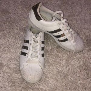 camo superstar adidas